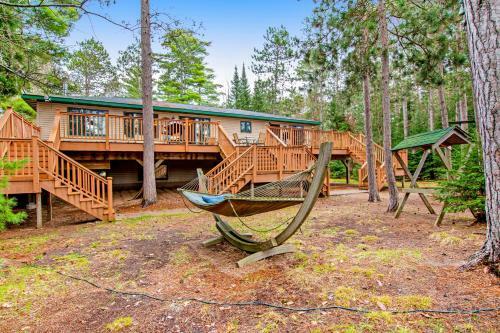 Kape Eagle Lodge