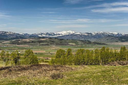 Star Valley Ranch Apartment With Stunning Views!