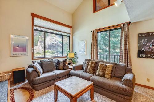 The River View Getaway