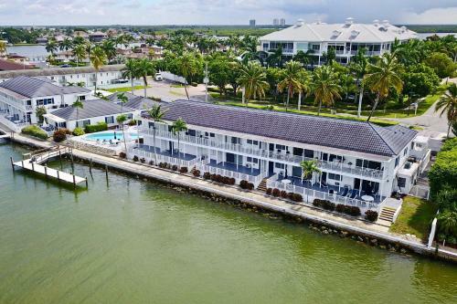 Apartamento Sunset Suite Marco Island Condo With Dock And Pool!