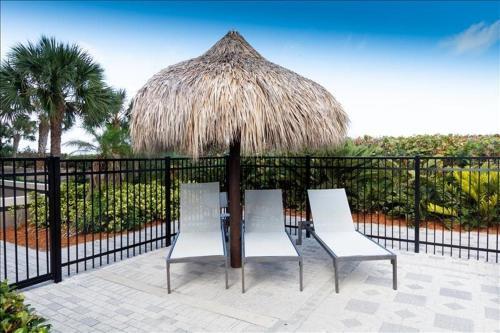 Apartamento Som 813 - Somerset Condo