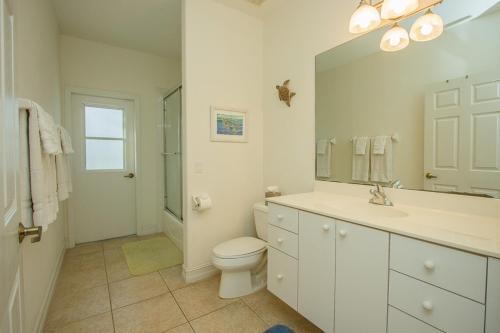 Buccan1570 - 1570 Buccaneer Ct Home