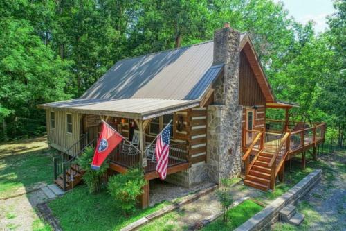 God's Country - 3 Bedrooms, 2 Baths, Sleeps 7 Home