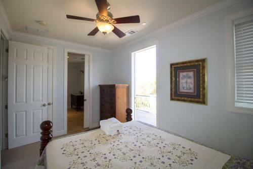 619 Dolphin Road - Six Bedroom House