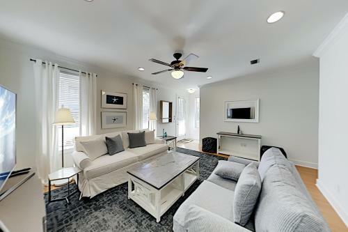 Seacrest Beach Retreat - Luxe Pool - Walk To Beach Home