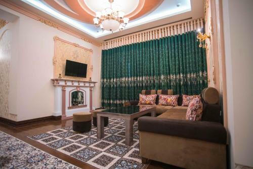 Caravan Castle Boutique Hotel