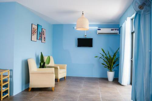 Hotel Luxhome - Vinhome Apartments