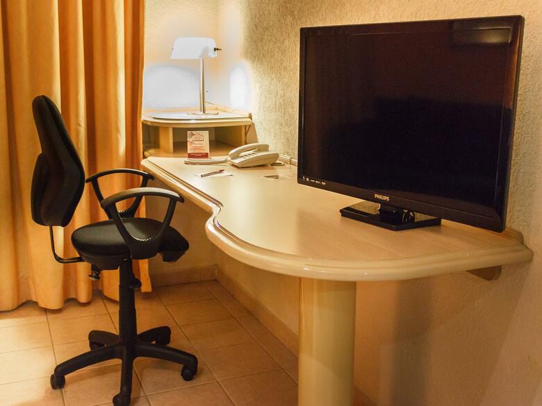 Hotel Plaza Inn Express