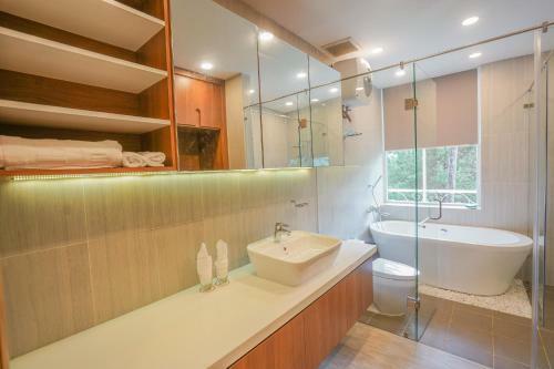 Hotel Lan Anh Village