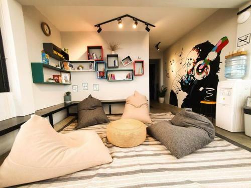 Albergue Ben's House Capsule Homestay