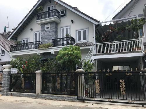 Hotel Thuy Linh Villa