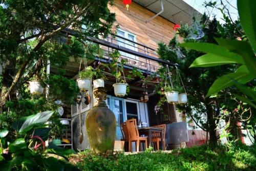 ?�n L?ng Homestay & Coffee