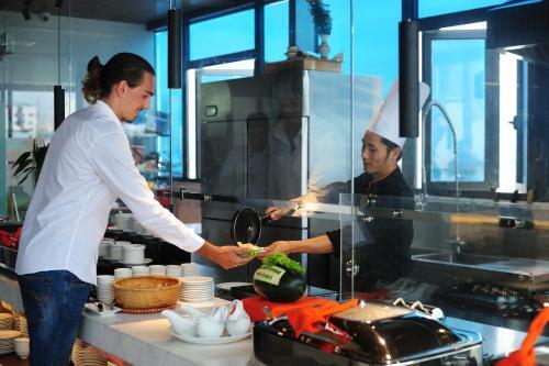 Grand Sunrise Boutique Hotel
