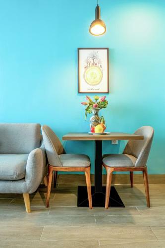 Yen Vy Hotel And Apartment