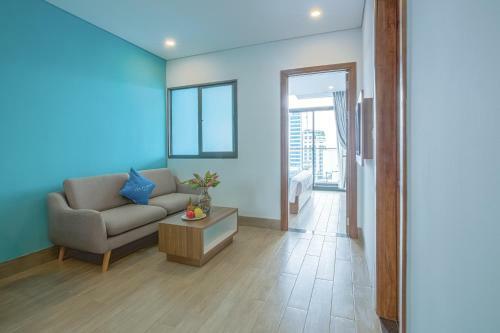 Yen Vy Hotel And Apartment