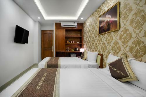 Sky Star Hotel