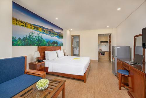 Sunlit Sea Hotel & Apartment - Phoenix 2 Hotel