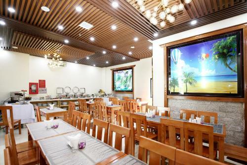 Sunlit Sea Hotel & Apartment - Phoenix 2 Hotel