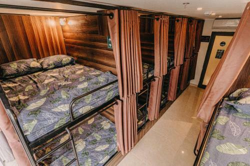 Albergue Posiki Dorm & Caf�