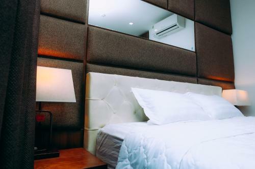 Cozy 2 Bedrooms Apartment Near Dragon Bridge