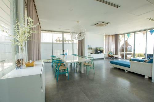 Wonderful Coastal Villa