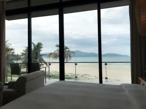 Villa 3br Beachfront Hyatt Da Nang