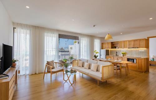 Prana Boutique Hotel And Apartments