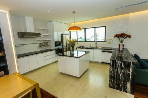 Hnc Premier Hotel & Residences