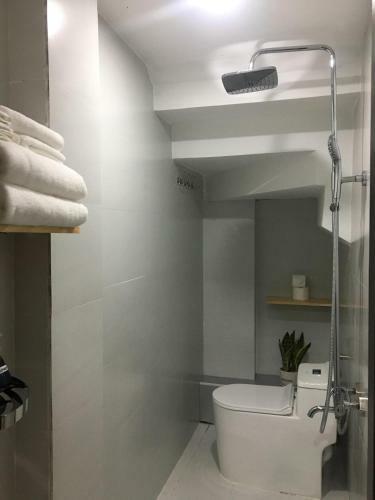 Hanoi Lullaby Hotel And Travel