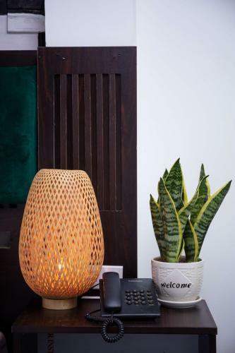 Hanoi Lullaby Hotel And Travel