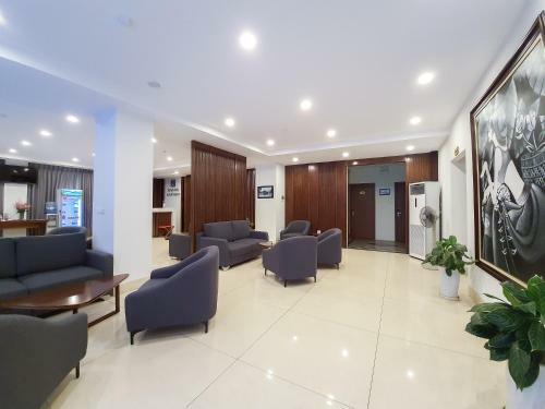 Hotel Reiwa Inn Apartment