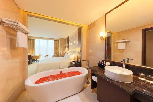 Hotel Grand Vista Hanoi