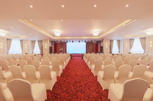 Hotel Grand Vista Hanoi