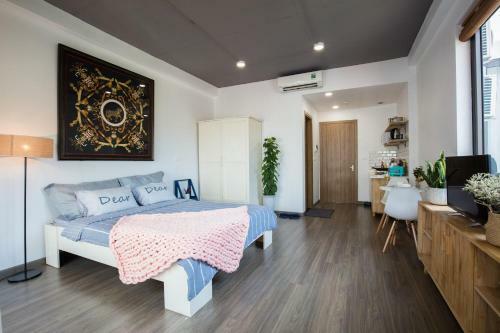 Hostal 6 Le Thanh Tong Building