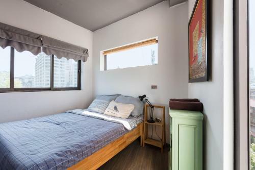 Hostal 6 Le Thanh Tong Building