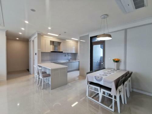 Apartamento 22housing - Starlake Tay Ho Residence