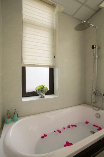 Western Hanoi Boutique Hotel