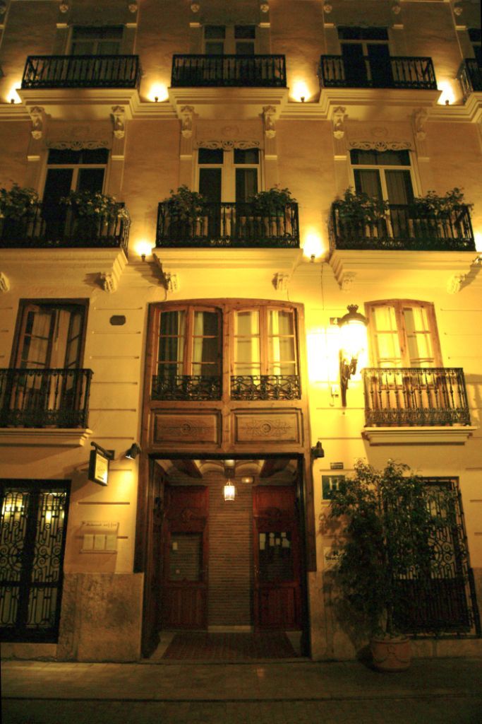 Hotel Ad Hoc Monumental