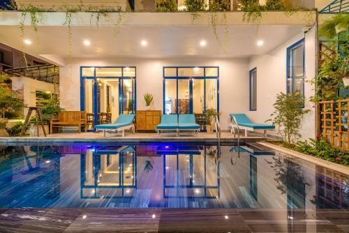 Hoi An Vivian Blue Villa