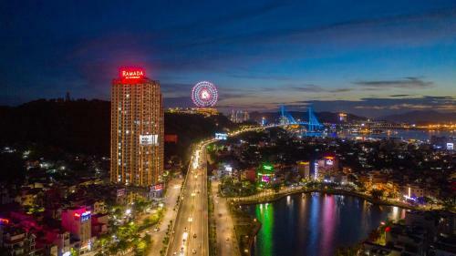 Aparthotel Ramada Hotel & Suites By Wyndham Halong Bay View