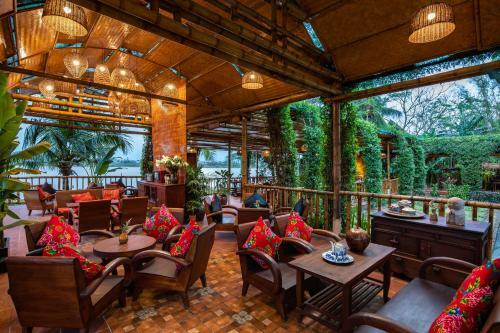 Hotel Mulberry Collection Silk Marina Imperial Wing