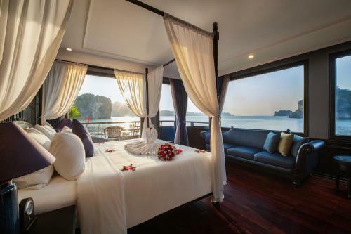 Rosy Cruises