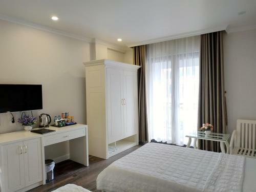 Kh�ch S?n Ng?c Lan H? Long Hotel