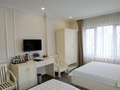 Kh�ch S?n Ng?c Lan H? Long Hotel