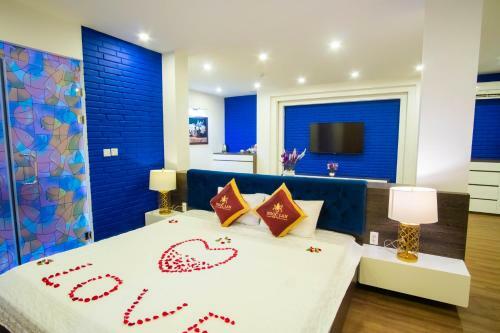 Kh�ch S?n Ng?c Lan H? Long Hotel