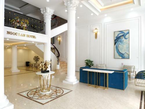 Kh�ch S?n Ng?c Lan H? Long Hotel