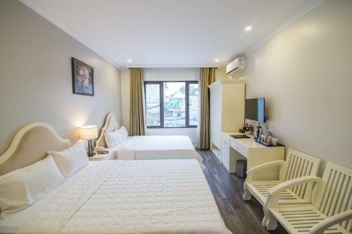 Kh�ch S?n Ng?c Lan H? Long Hotel