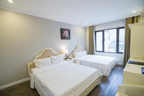 Kh�ch S?n Ng?c Lan H? Long Hotel