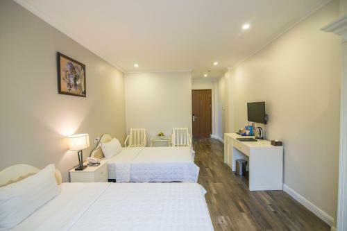 Kh�ch S?n Ng?c Lan H? Long Hotel