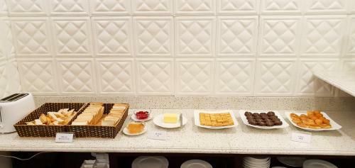 Kh�ch S?n Ng?c Lan H? Long Hotel